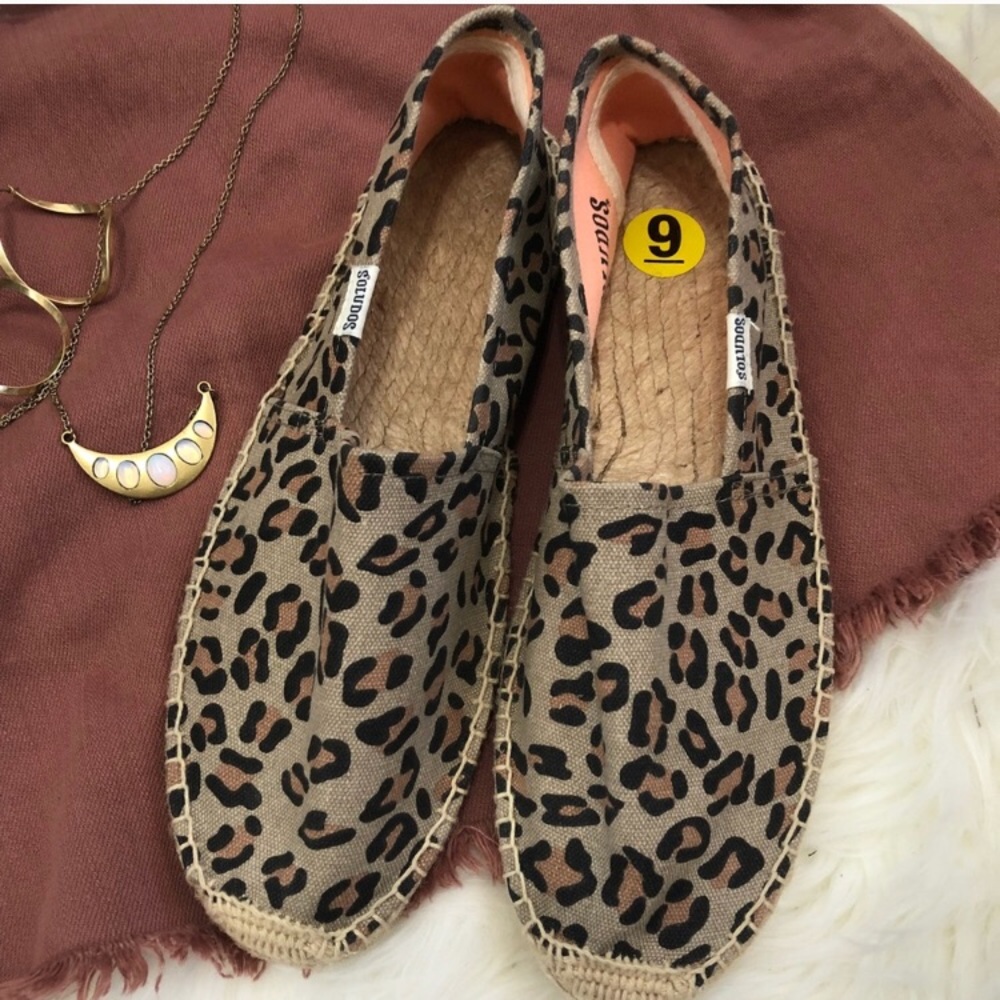 HARDLY WORN Leopard Print Soludos